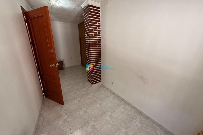 Image No.5-3 Bed Townhouse for sale
