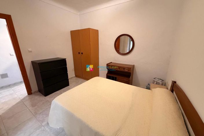 Image No.8-3 Bed Townhouse for sale