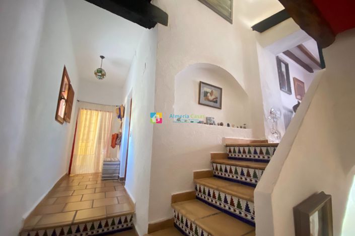 Image No.13-2 Bed Townhouse for sale