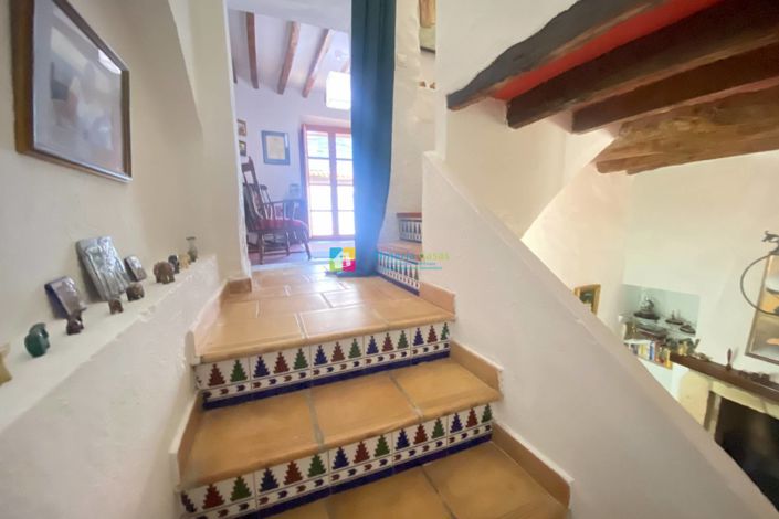 Image No.16-2 Bed Townhouse for sale