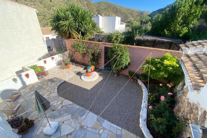 Image No.24-2 Bed Townhouse for sale