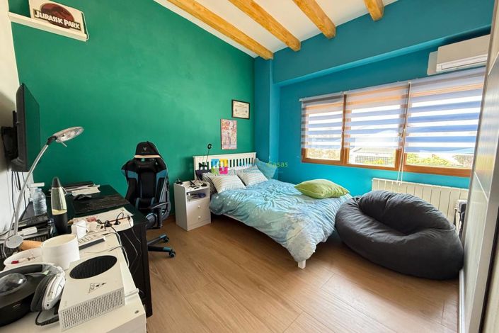 Image No.33-6 Bed Townhouse for sale