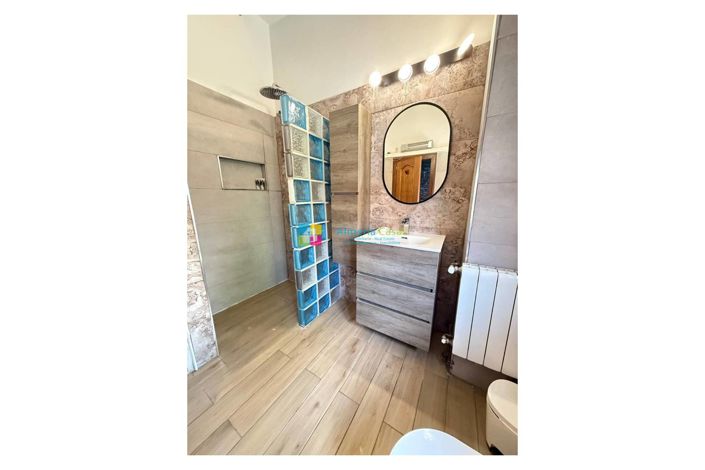 Image No.39-6 Bed Townhouse for sale