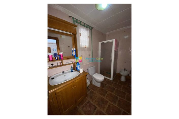 Image No.17-7 Bed Country House for sale