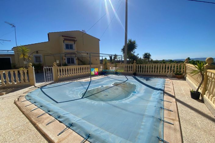 Image No.2-7 Bed Country House for sale