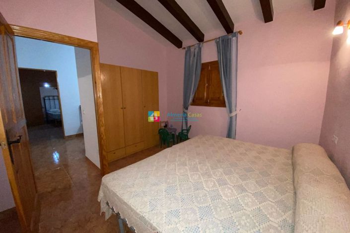 Image No.26-7 Bed Country House for sale
