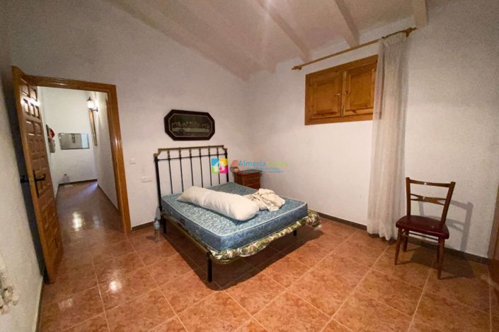 Image No.28-7 Bed Country House for sale
