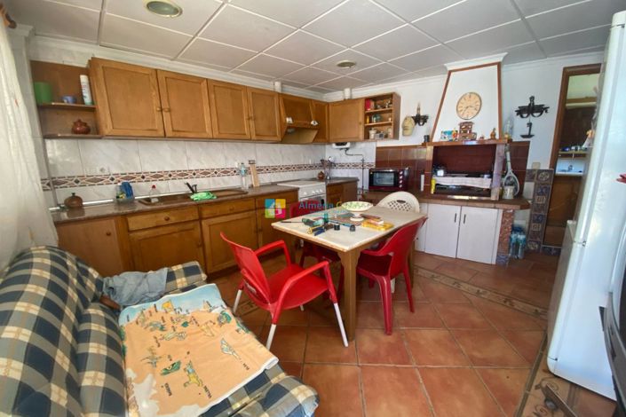 Image No.37-7 Bed Country House for sale