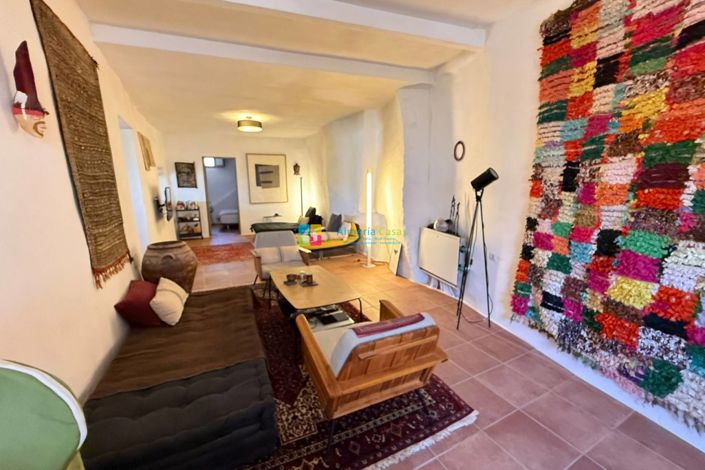 Image No.11-5 Bed Country House for sale