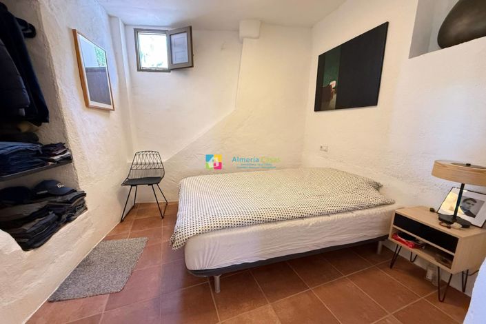 Image No.13-5 Bed Country House for sale