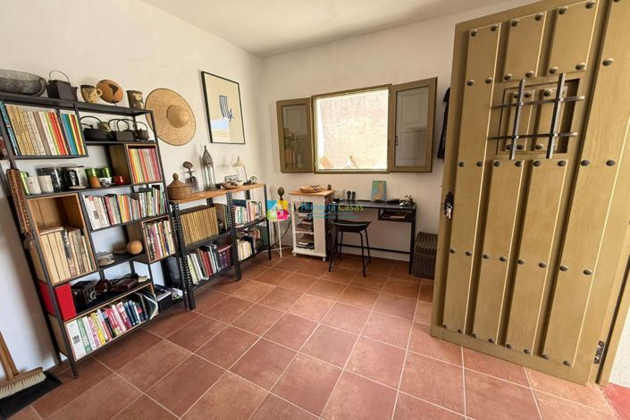Image No.4-5 Bed Country House for sale