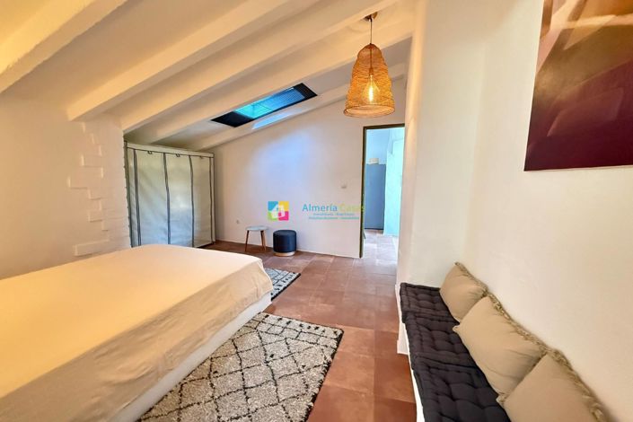 Image No.49-5 Bed Country House for sale