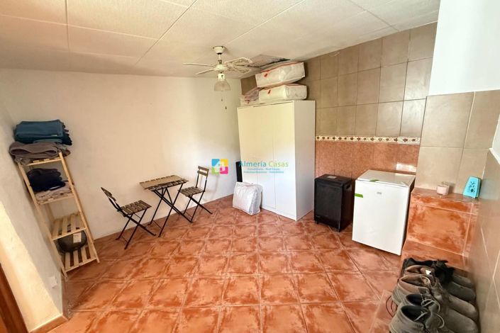 Image No.16-4 Bed Country House for sale