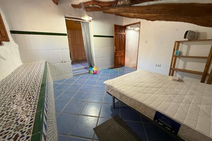 Image No.26-4 Bed Country House for sale