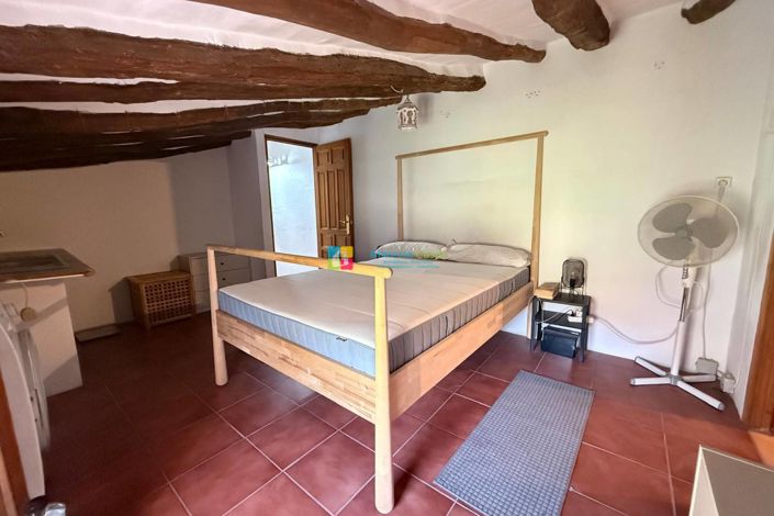 Image No.27-4 Bed Country House for sale