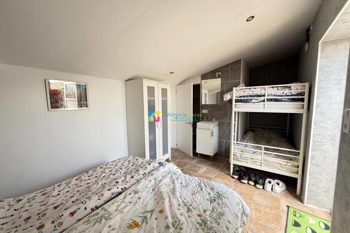Image No.11-2 Bed Country House for sale