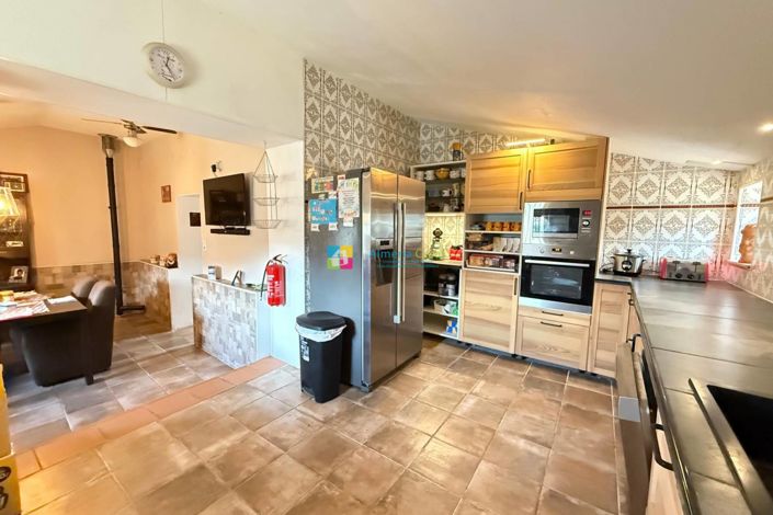 Image No.21-2 Bed Country House for sale