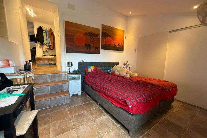 Image No.32-2 Bed Country House for sale