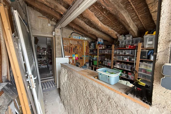 Image No.40-2 Bed Country House for sale