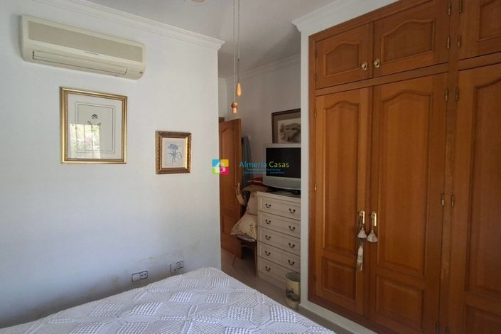 Image No.14-3 Bed Villa for sale