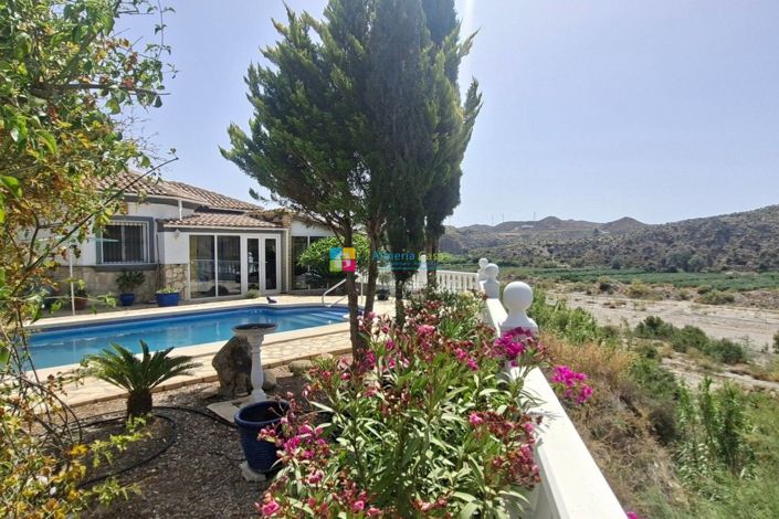 Image No.28-3 Bed Villa for sale