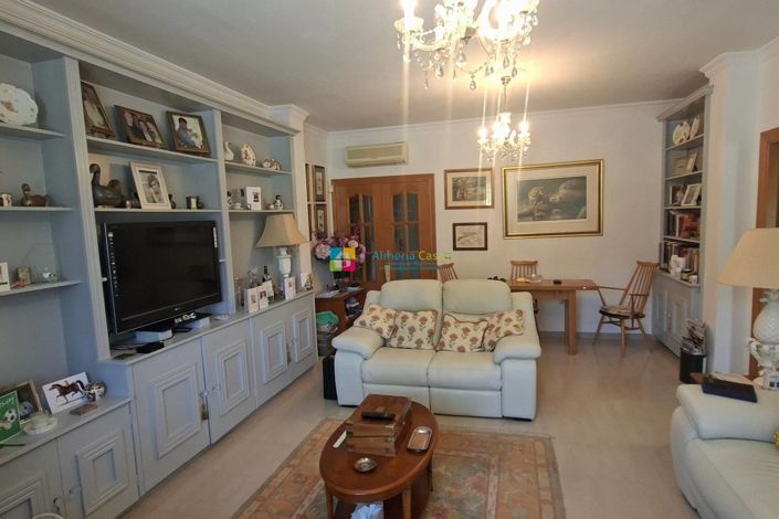 Image No.7-3 Bed Villa for sale