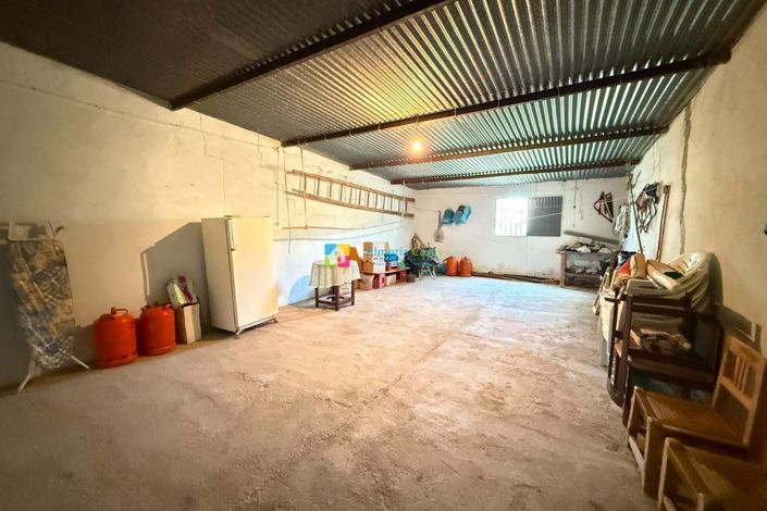 Image No.24-3 Bed Country House for sale