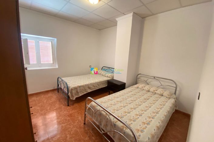 Image No.13-7 Bed Country House for sale