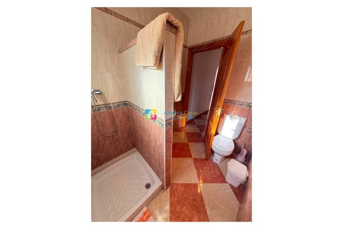 Image No.28-6 Bed Villa for sale