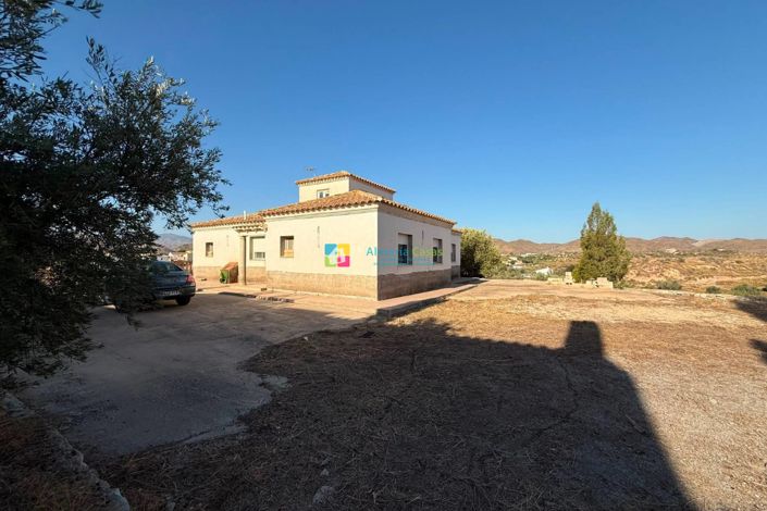 Image No.36-6 Bed Villa for sale
