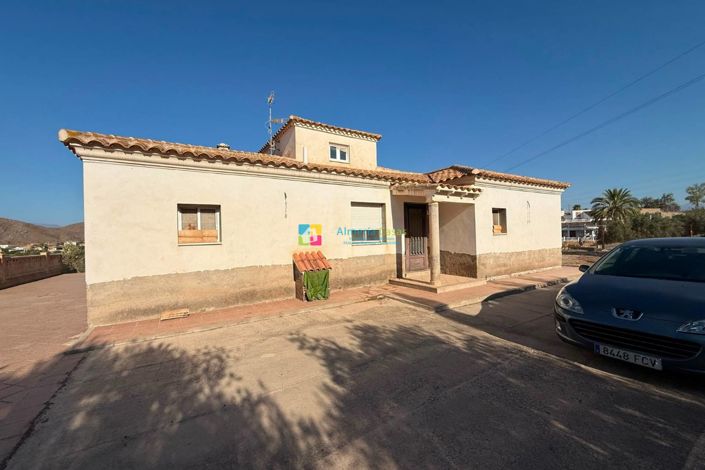 Image No.37-6 Bed Villa for sale