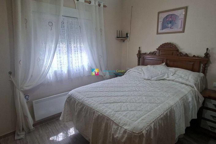 Image No.19-3 Bed Villa for sale