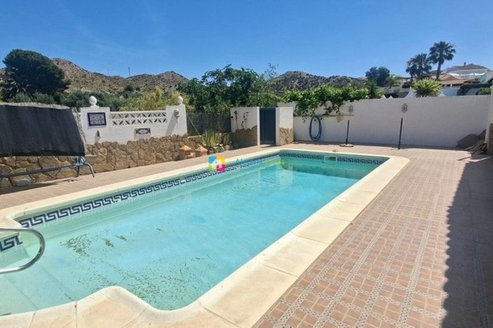 Image No.3-3 Bed Villa for sale