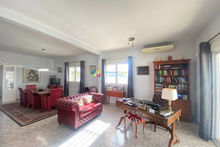 Image No.10-3 Bed Villa for sale