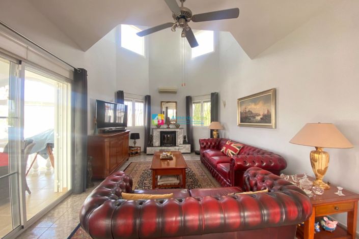 Image No.11-3 Bed Villa for sale