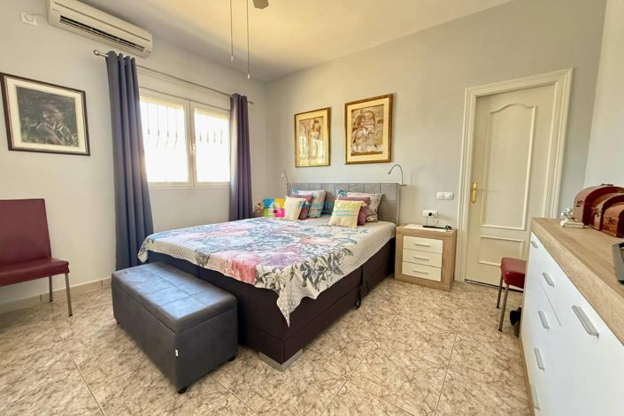 Image No.19-3 Bed Villa for sale