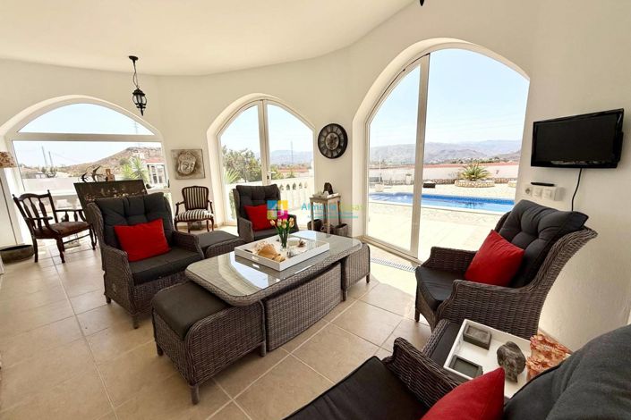 Image No.30-3 Bed Villa for sale
