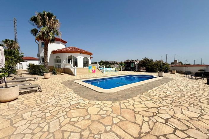 Image No.33-3 Bed Villa for sale