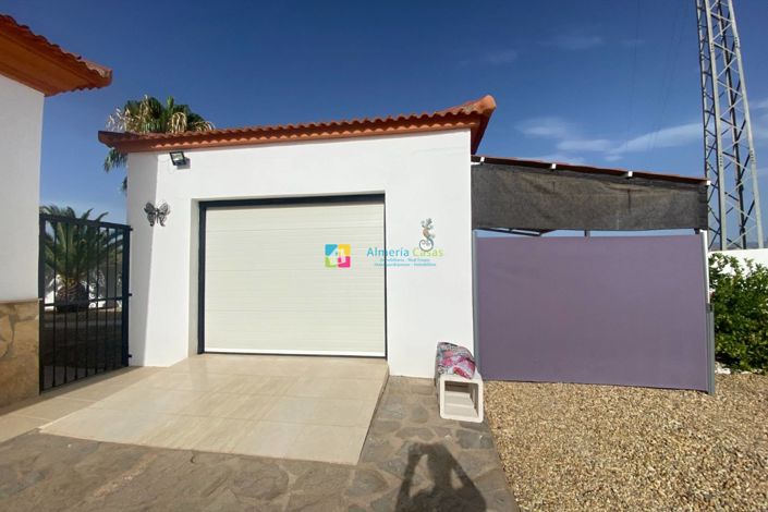 Image No.35-3 Bed Villa for sale