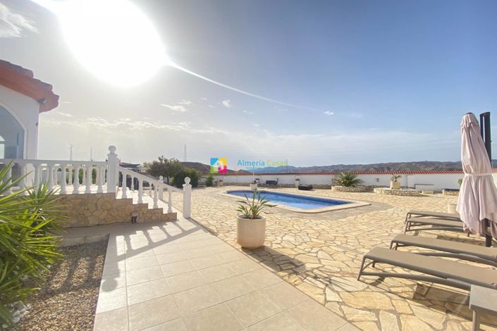 Image No.41-3 Bed Villa for sale