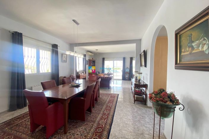 Image No.7-3 Bed Villa for sale
