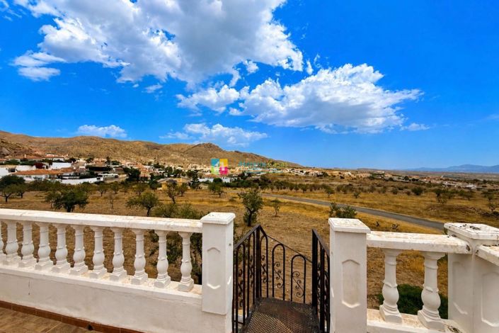 Image No.24-5 Bed Villa for sale