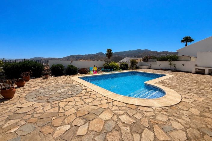 Image No.26-3 Bed Villa for sale