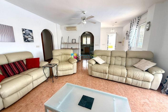 Image No.6-3 Bed Villa for sale