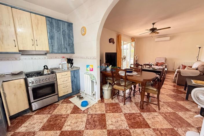 Image No.10-3 Bed Villa for sale