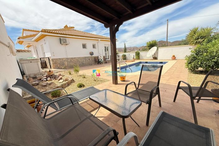 Image No.3-3 Bed Villa for sale