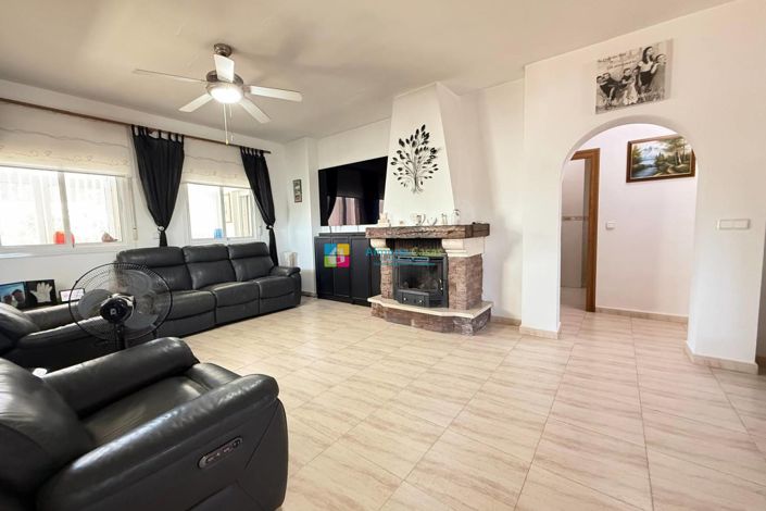 Image No.14-5 Bed Villa for sale