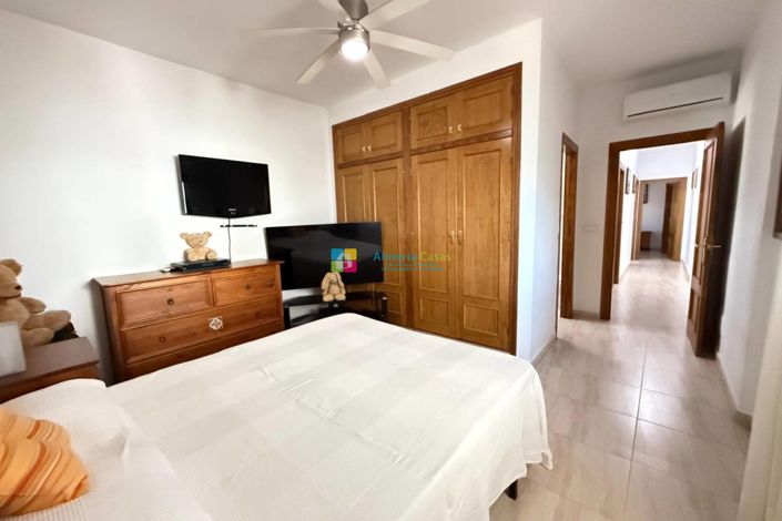 Image No.18-5 Bed Villa for sale