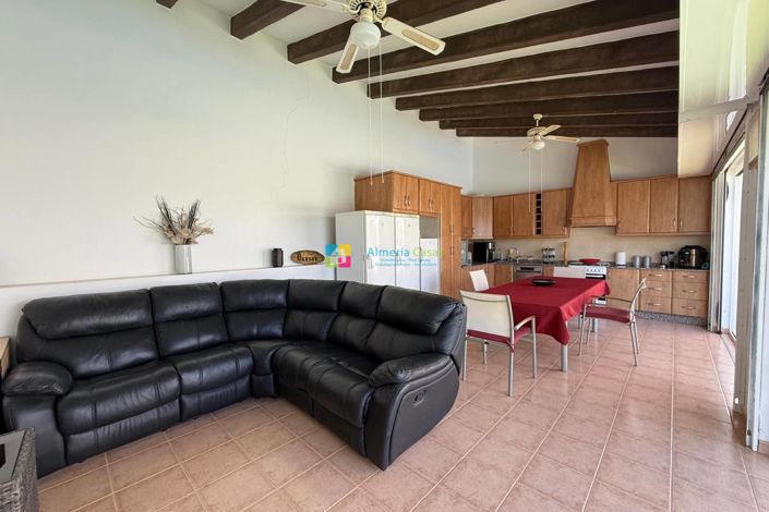 Image No.43-5 Bed Villa for sale