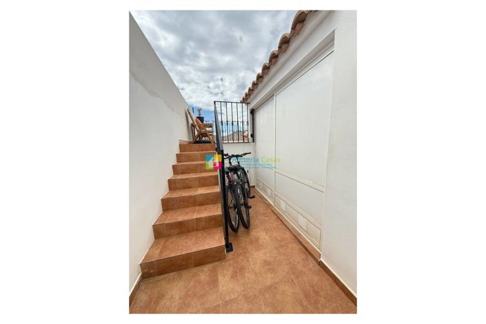 Image No.14-4 Bed Townhouse for sale